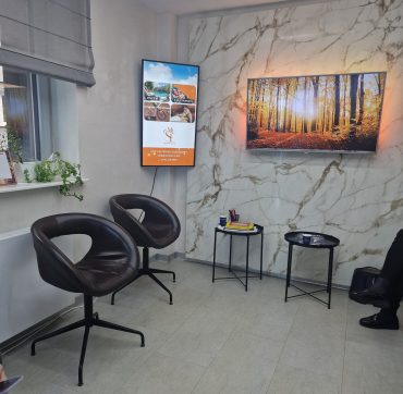 Reteaua Digitala DOOH Indoor - CLINICA 32 – Strada Scărlătescu