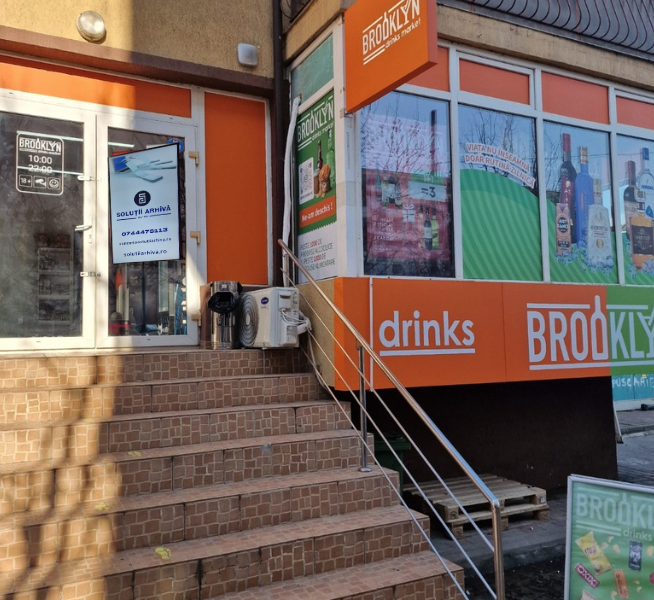 Reteaua Digitala DOOH Indoor - Brooklyn Drinks Market – Str. Rezervelor 62